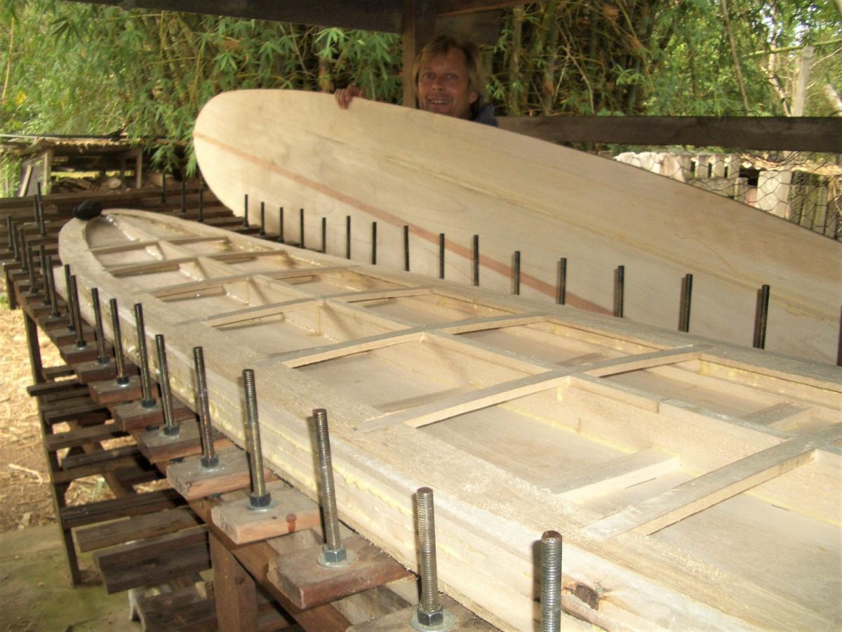 Inside and deck of a hollow wood board